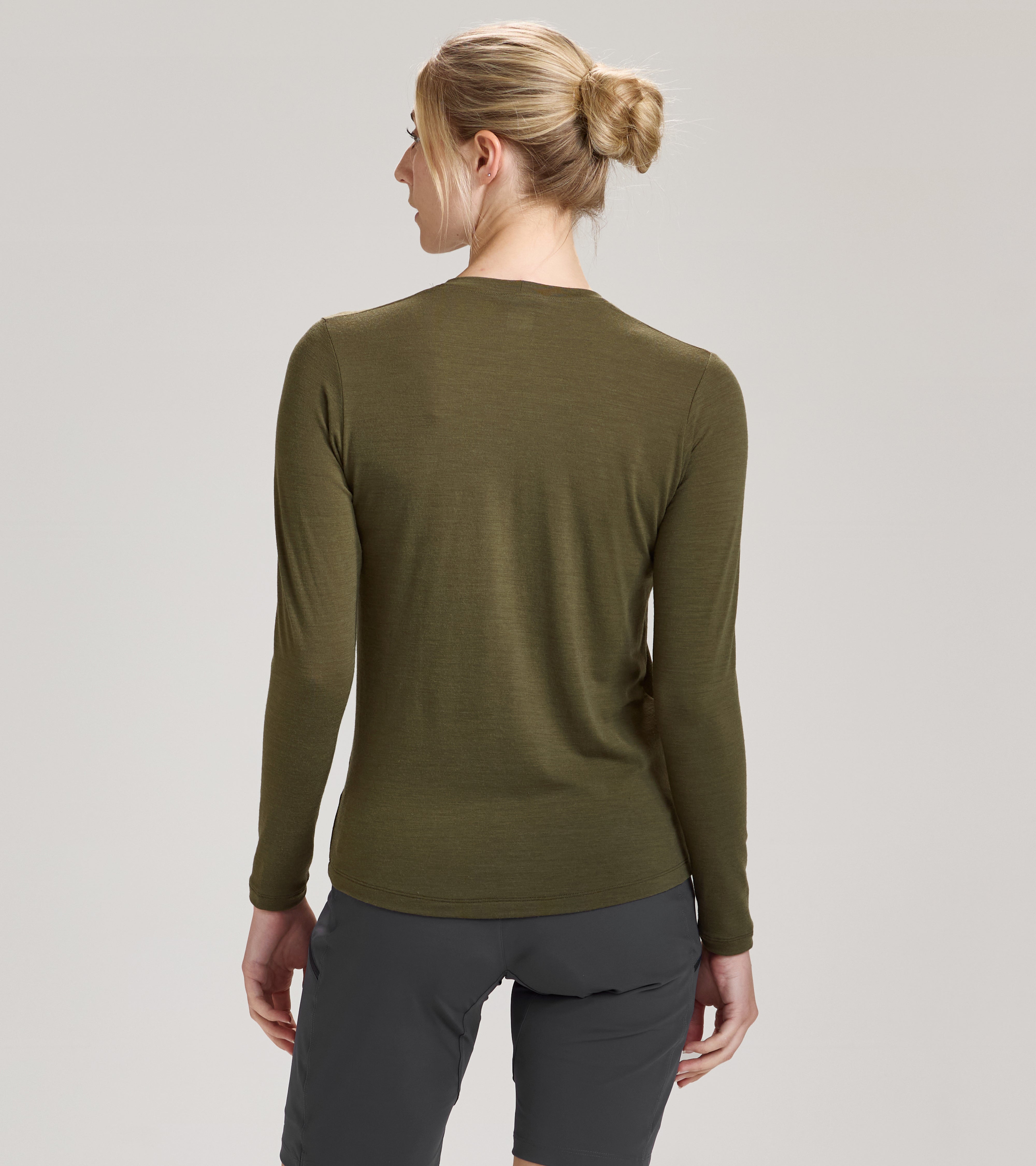 Womens ARC Merino Long Sleeve T-Shirt 7 Womens ARC Merino Long Sleeve T-Shirt