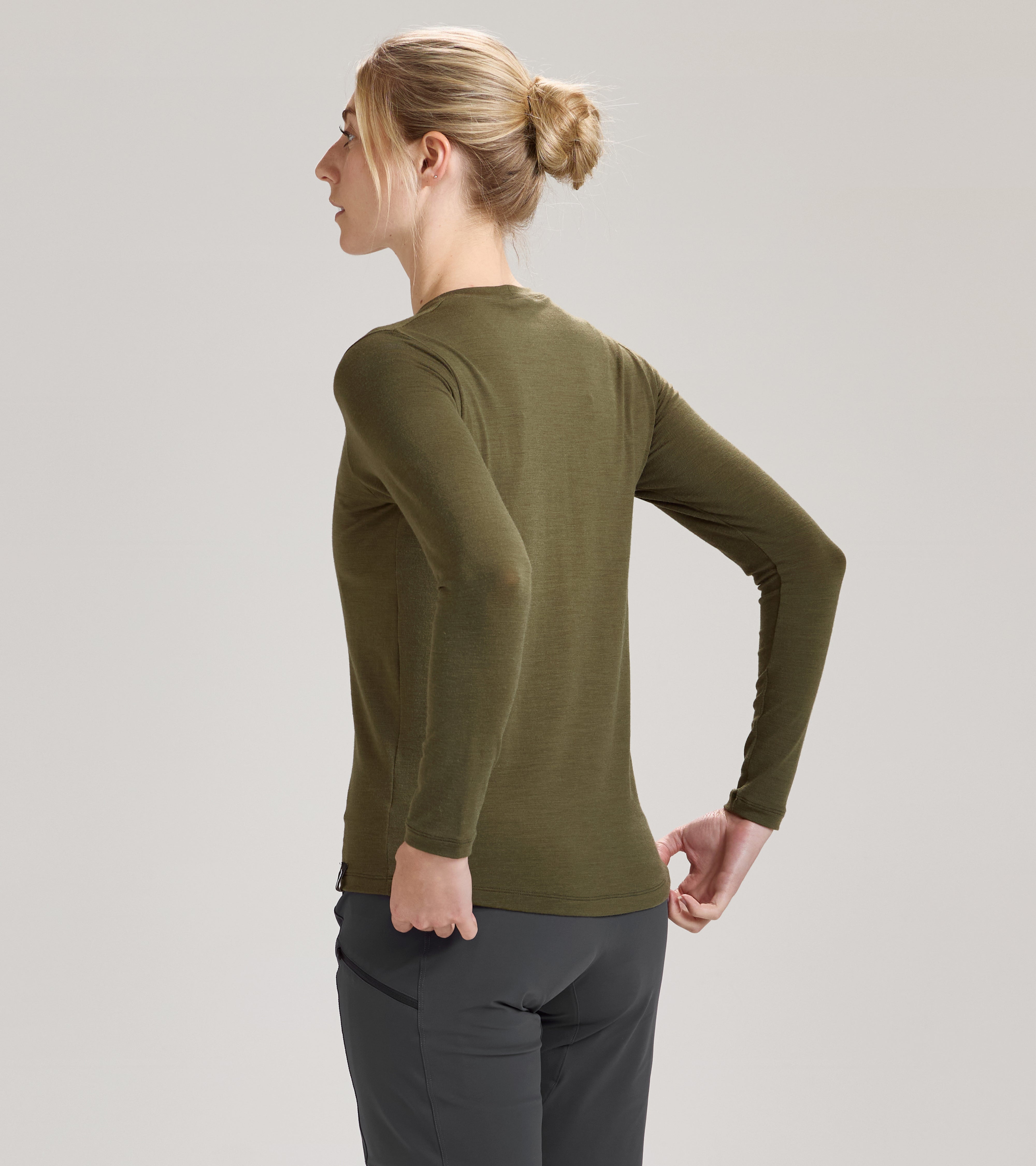 Womens ARC Merino Long Sleeve T-Shirt 9 Womens ARC Merino Long Sleeve T-Shirt